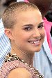 Ahhhhh! Natalie Portman with no hair! 